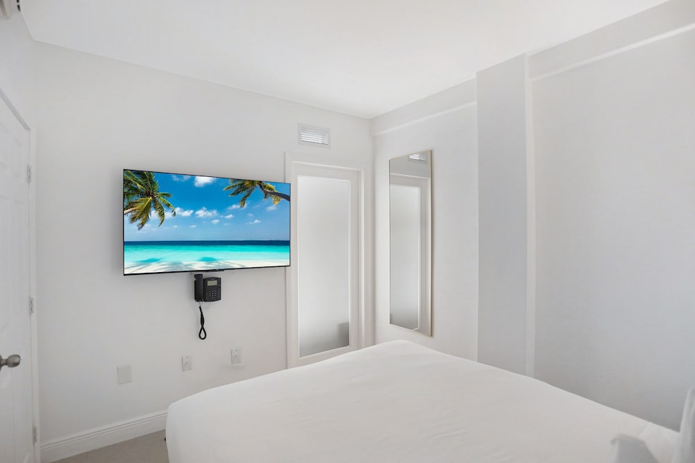 Deluxe Suite, 2 Bedrooms thumbnail 6