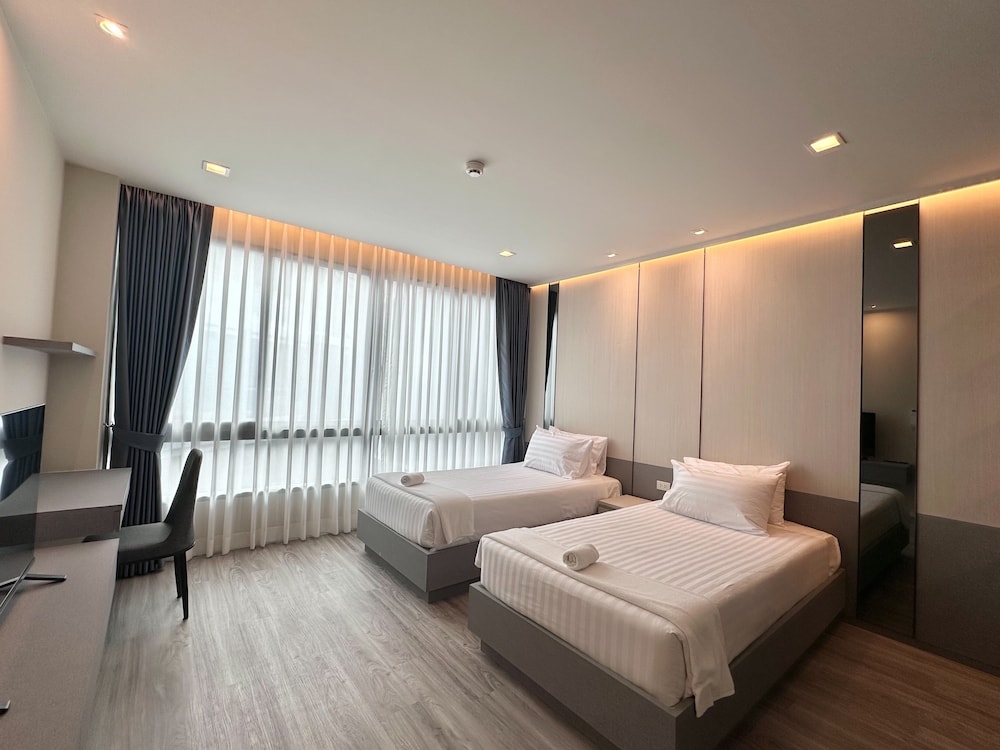 2 Bedrooms Family Deluxe photo 3
