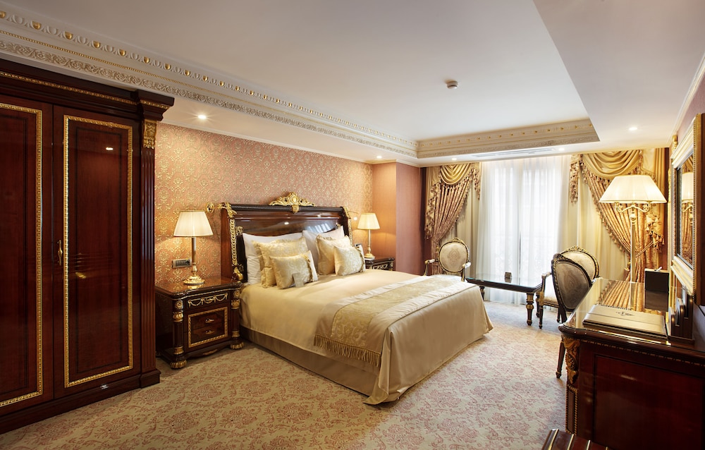 Royal Suite (Family) thumbnail 5