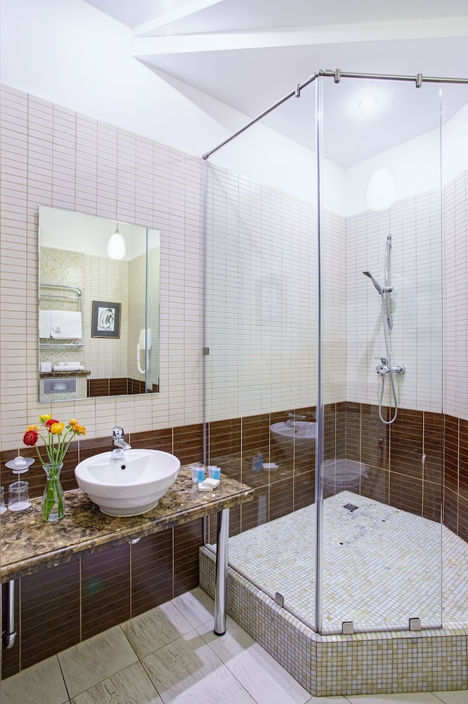 Superior Double or Twin Room photo 2