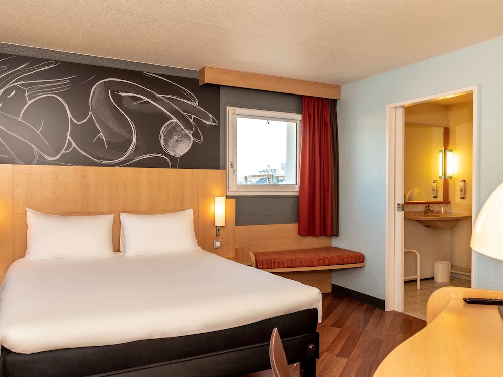 Standard Double Room, Multiple Beds - Photo 2