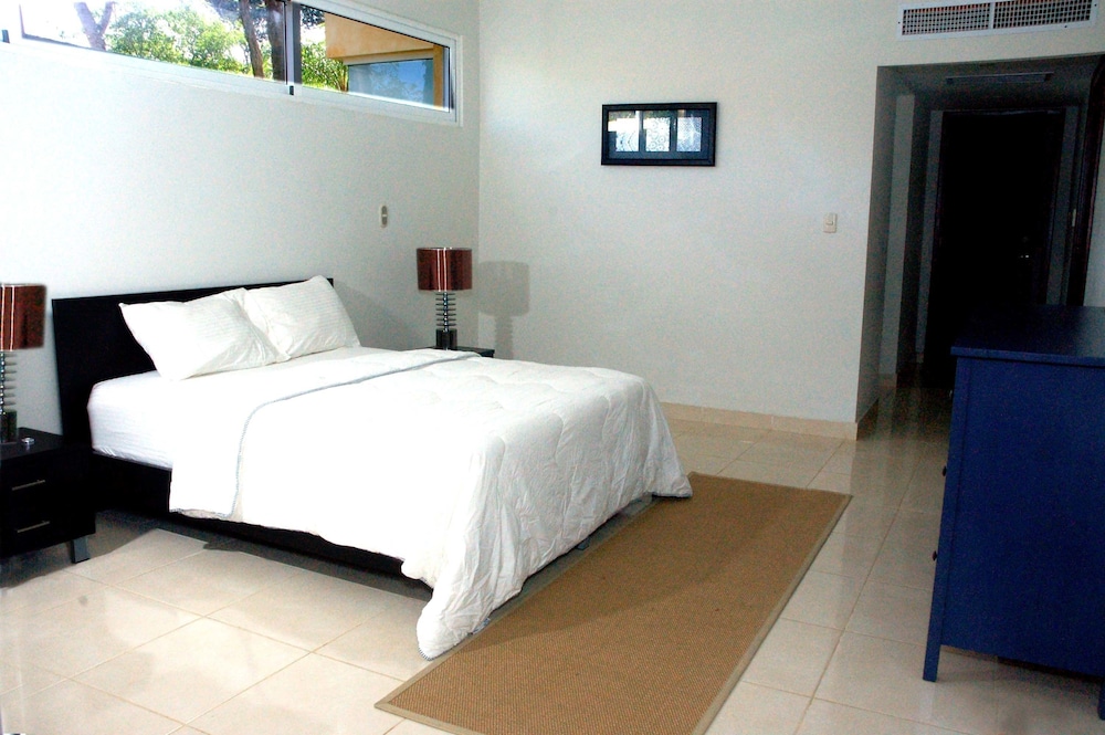 Apartment, 3 Bedrooms, Private Pool, Golf View photo 1