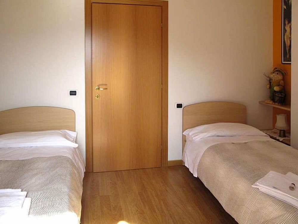 Apartment, 2 Bedrooms (Giumilin) photo 3