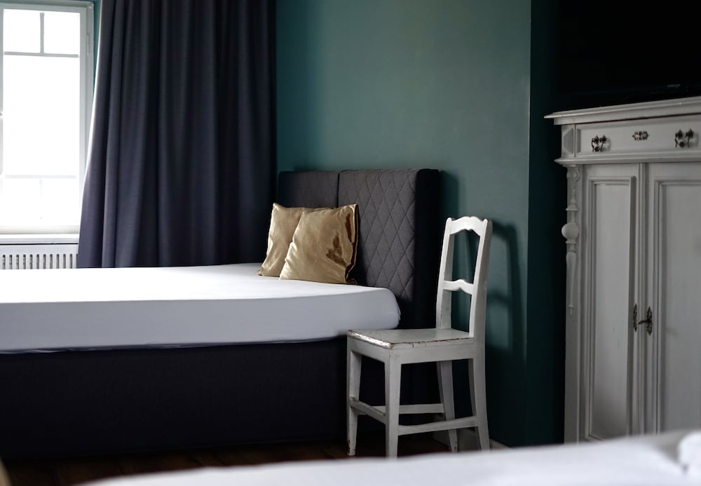 Suite photo 1