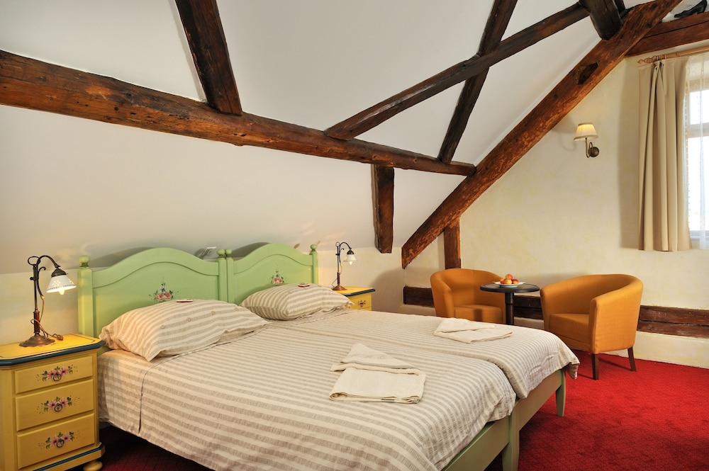 Classic Room
