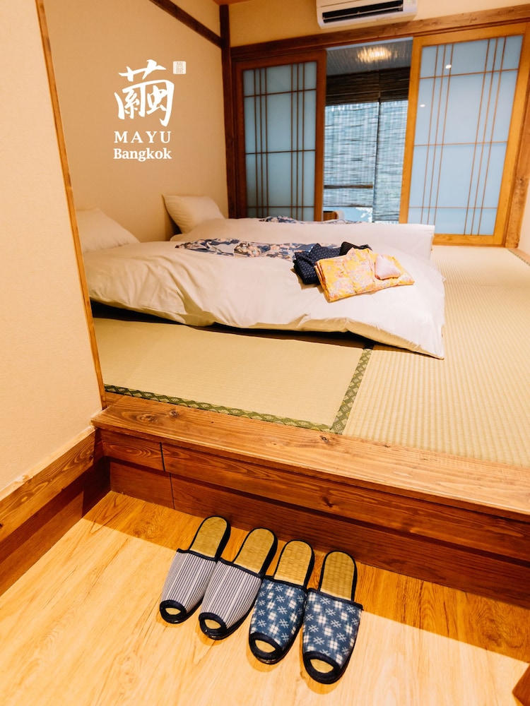 Tsumugi Deluxe Room with Onsen Tub  in room photo 2