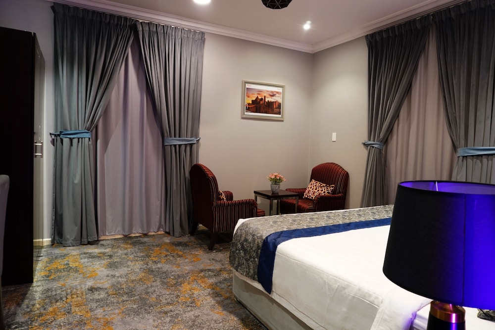 Family Apartment (One-Bedroom Apartment) - Photo 13