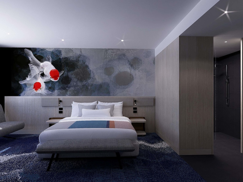 Superior Room, 1 King Bed photo 1