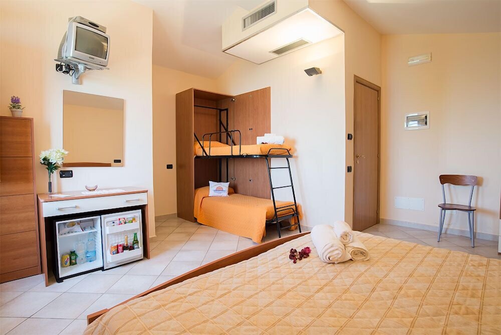 Quadruple Room photo 1
