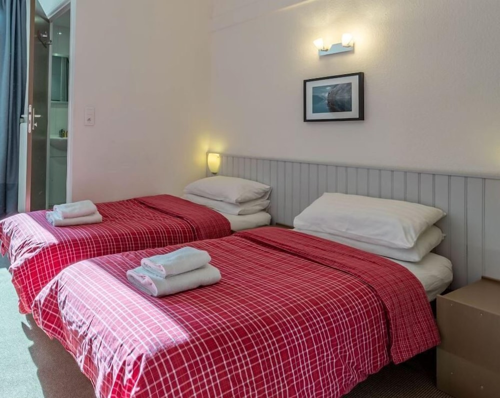 Basic Twin Room, Mountain View