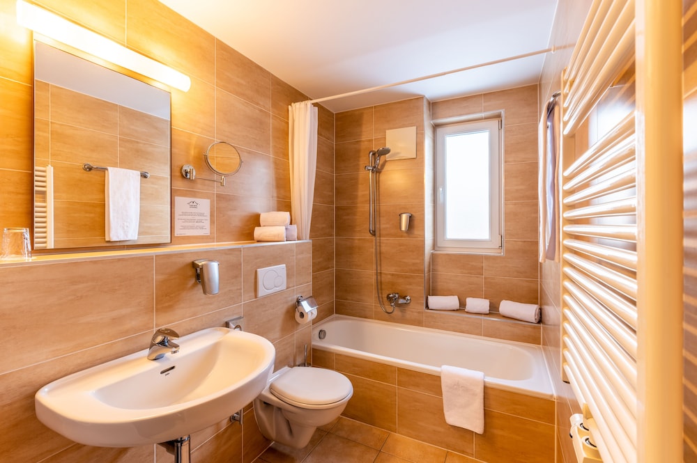 Standard Double or Twin Room, 1 Bedroom photo 2