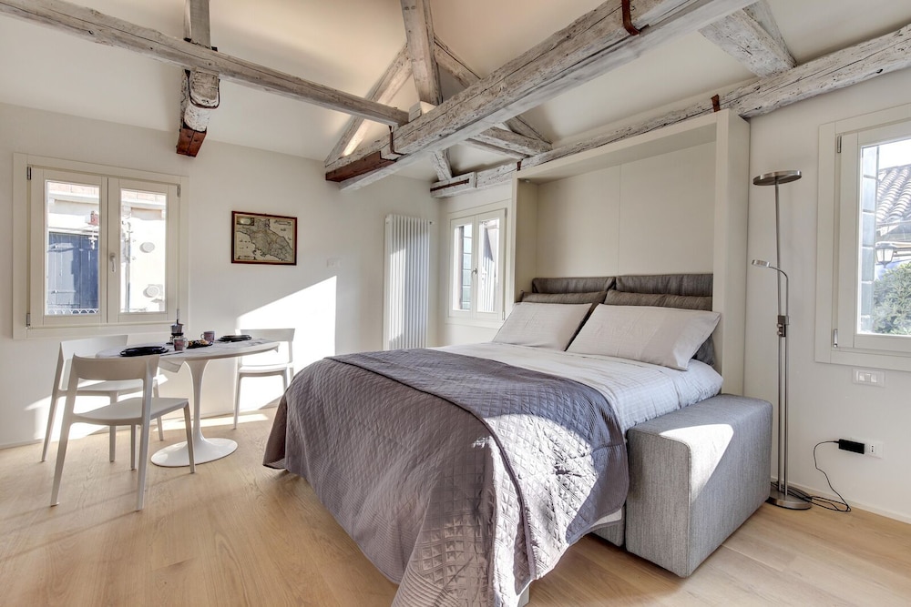 City Apartment, Terrace, City View photo 2