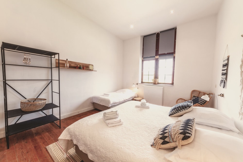 Standard Suite (Vintage)