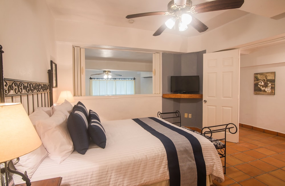 2 Bedroom Apartment City View photo 2