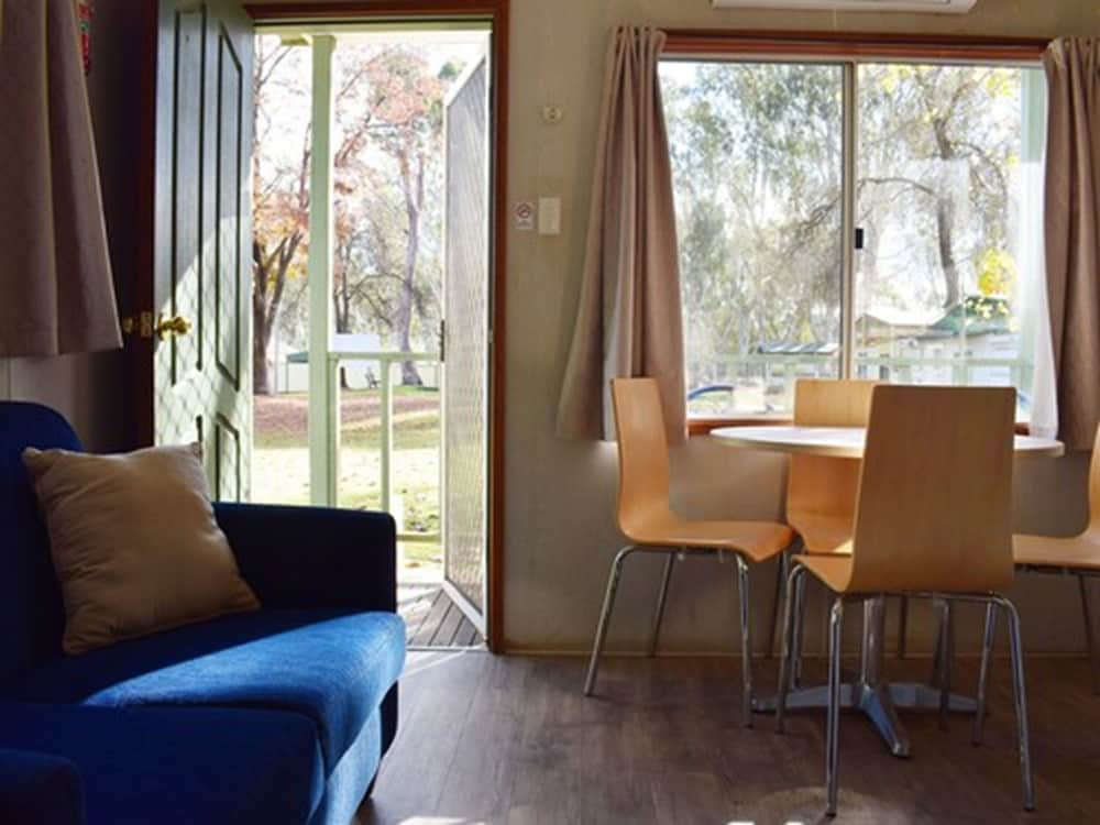 Budget Cabin (no Ensuite) photo 2