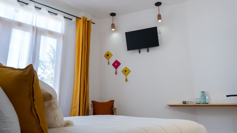 Basic Double Room photo 2