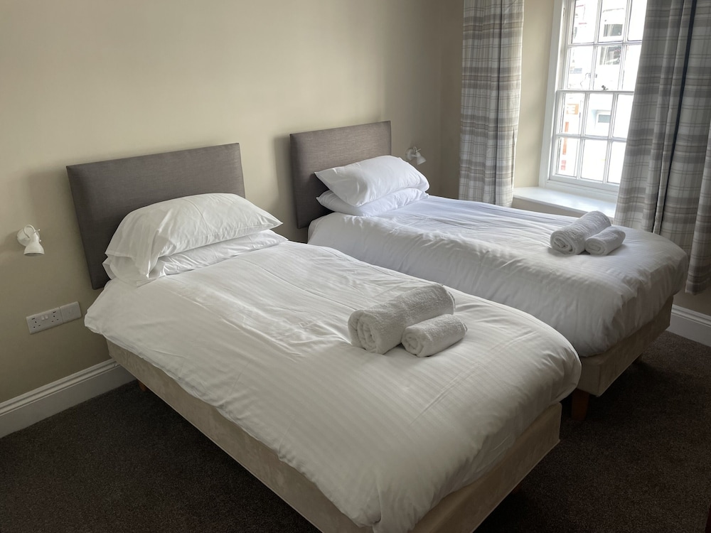 Twin Room, Ensuite photo 1