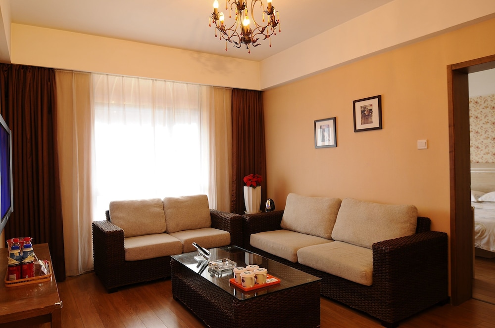 Business Suite photo 3