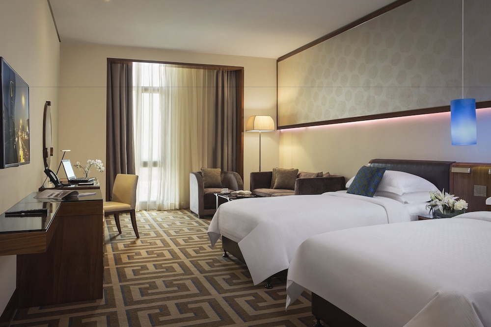 Room, 2 Twin Beds (Spacious Guest) - Photo 2