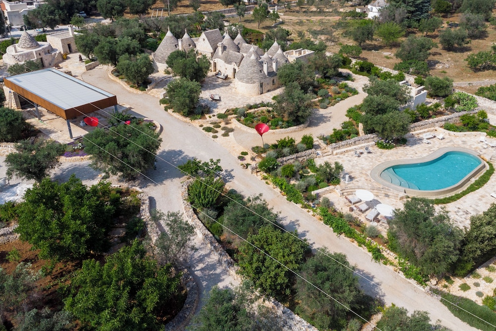 Luxury Villa, Patio, Garden View