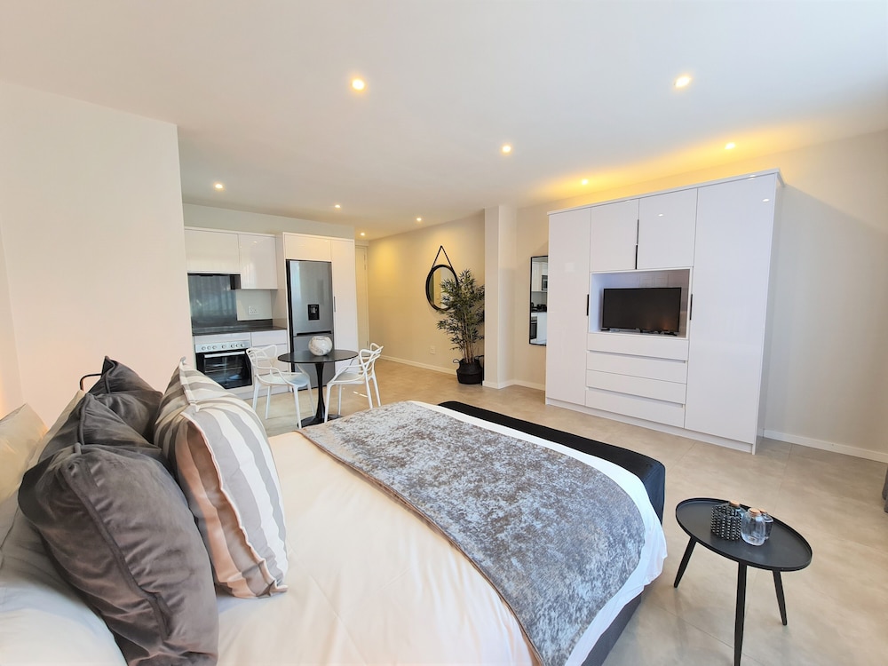 Superior Apartment photo 2