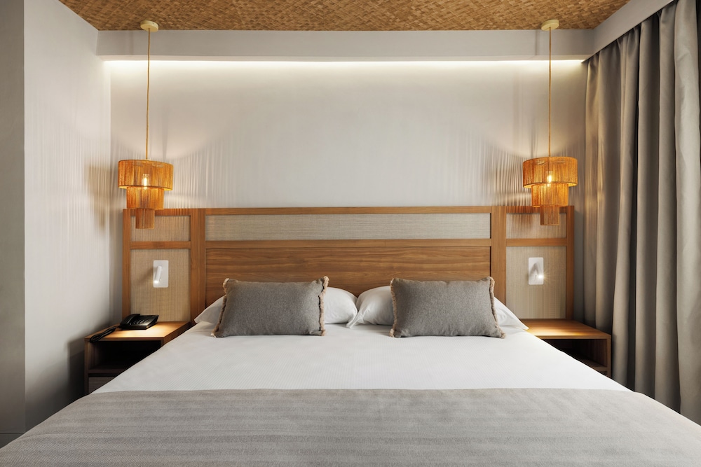Double Room, Balcony, Sea View (Sofa Bed) - Photo 2