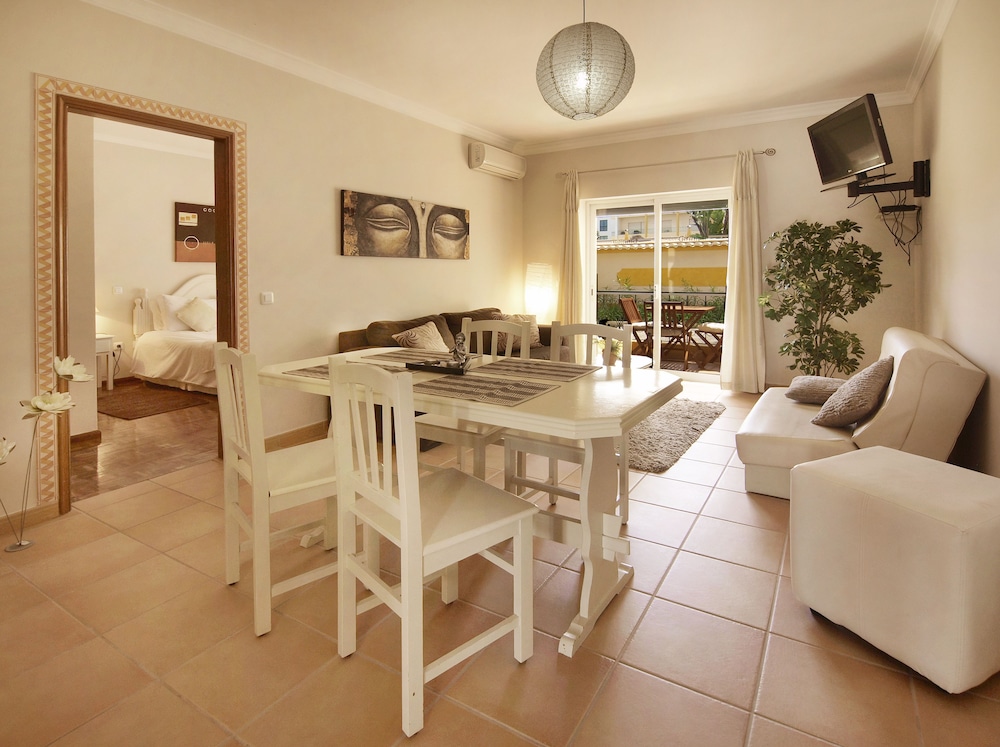 Superior Apartment, 2 Bedrooms photo 2