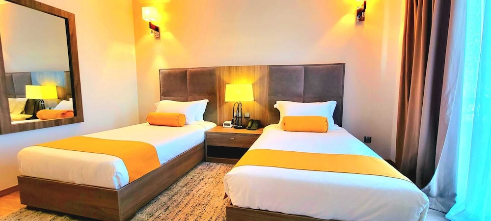 Twin Room - Photo 7