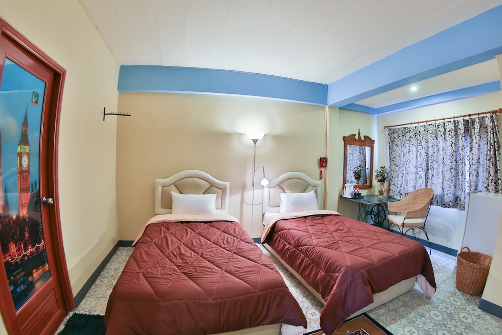 Standard Room photo 3