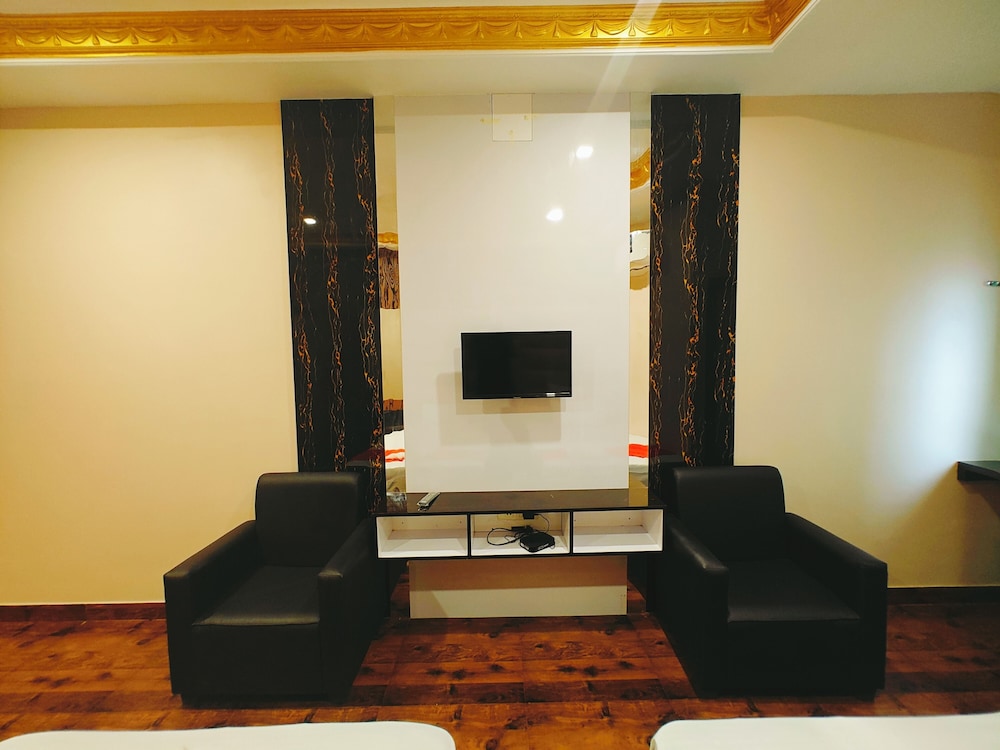 Deluxe Twin Room - Photo 7