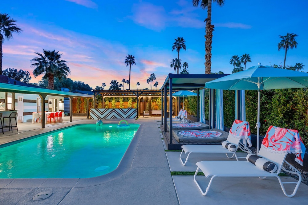 The Ritz - Luxury Home With Pool Speakeasy Bar, Billede 23