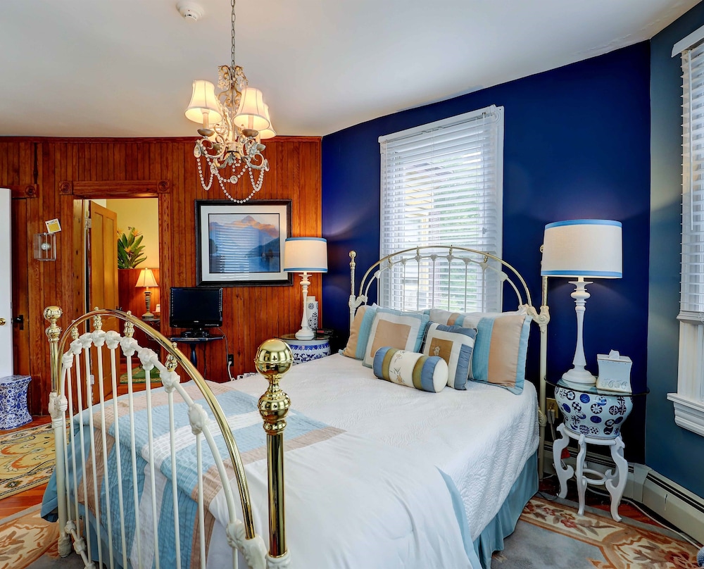 Superior Double Room, Ensuite, Mountain View (Gazebo) photo 2