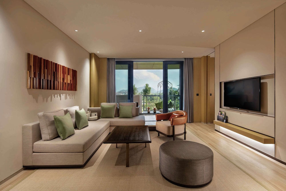 Deluxe Suite, 1 Bedroom, Mountain View photo 2