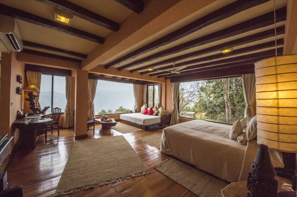 Royal Suite photo 2