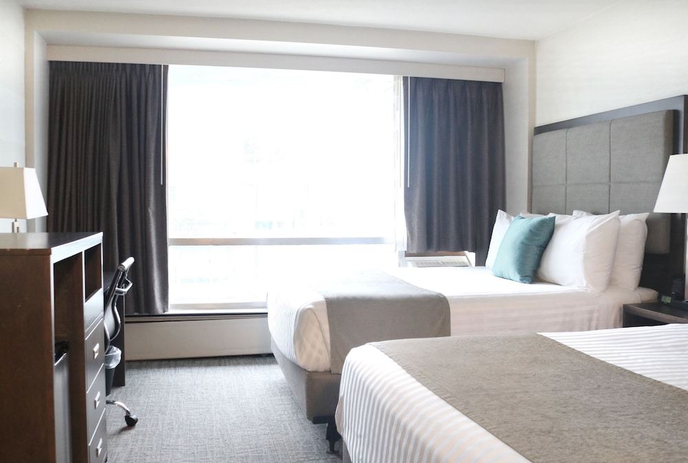Suite, 2 Queen Beds, Non Smoking, Kitchen (Separate Living Room;with Sofabed) - Photo 4
