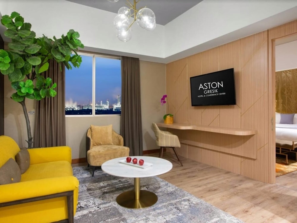 Suite - Photo 4
