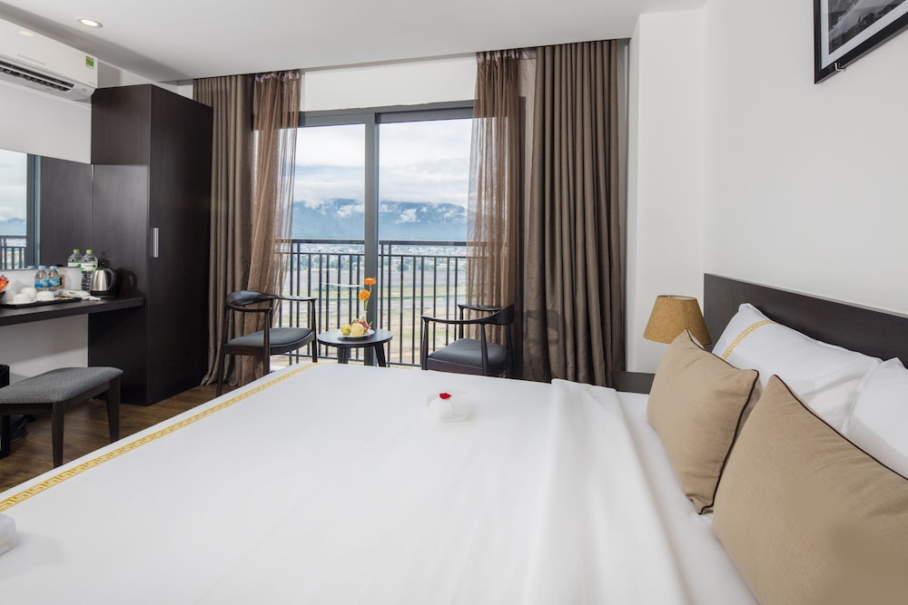 Deluxe Double Room, City View photo 1