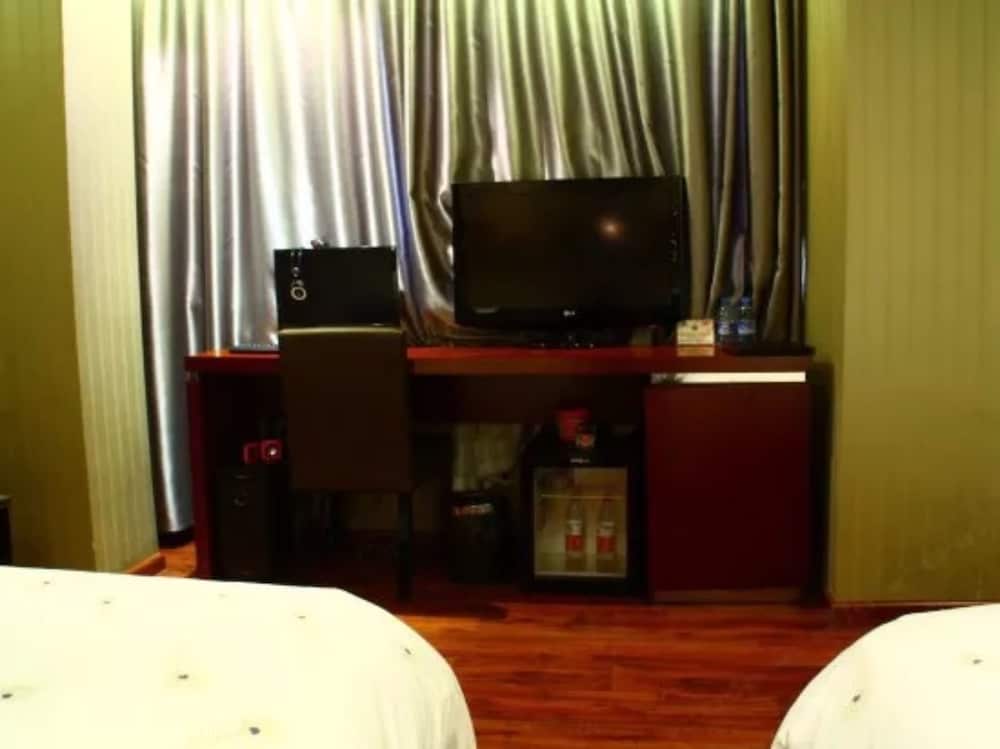 Business Twin Room photo 2