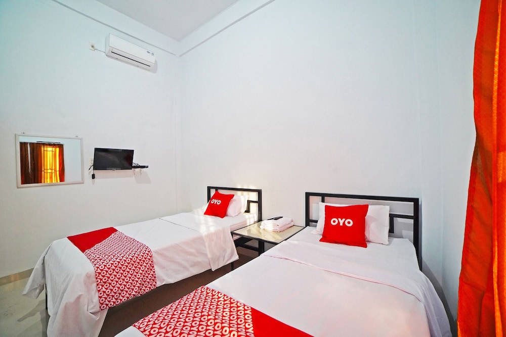 Deluxe Twin Room photo 3