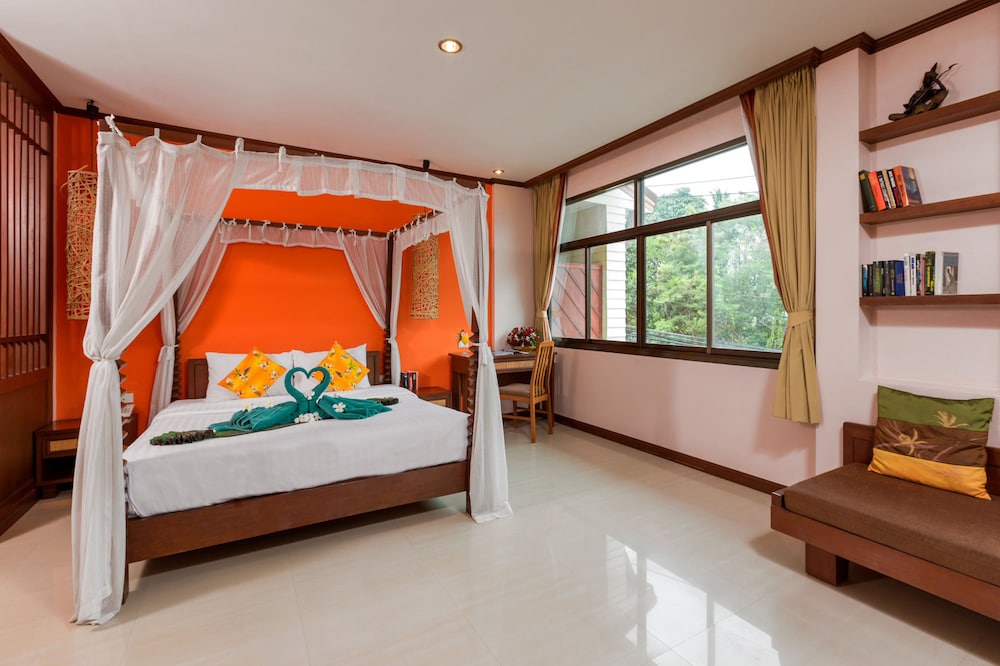 Family Room, 2 Bedrooms (Deluxe) - Photo 6