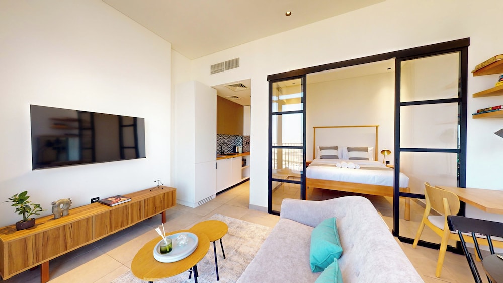 Deluxe Apartment photo 3