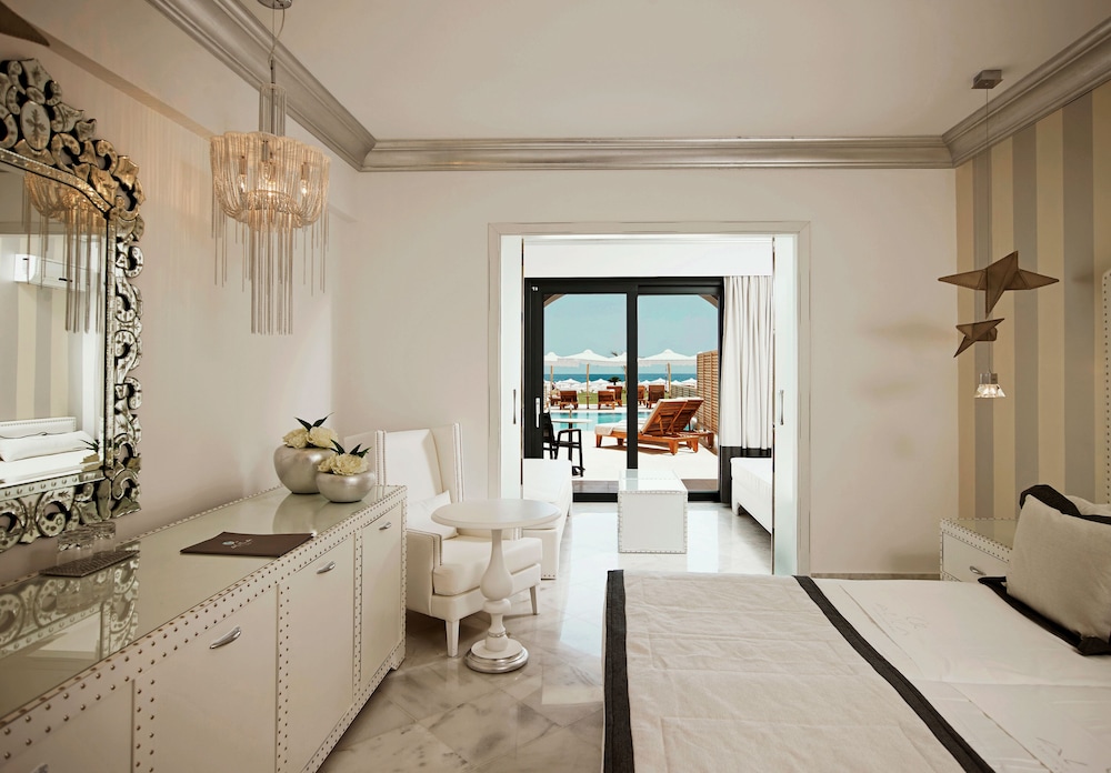 Family Room, Private Pool, Sea View