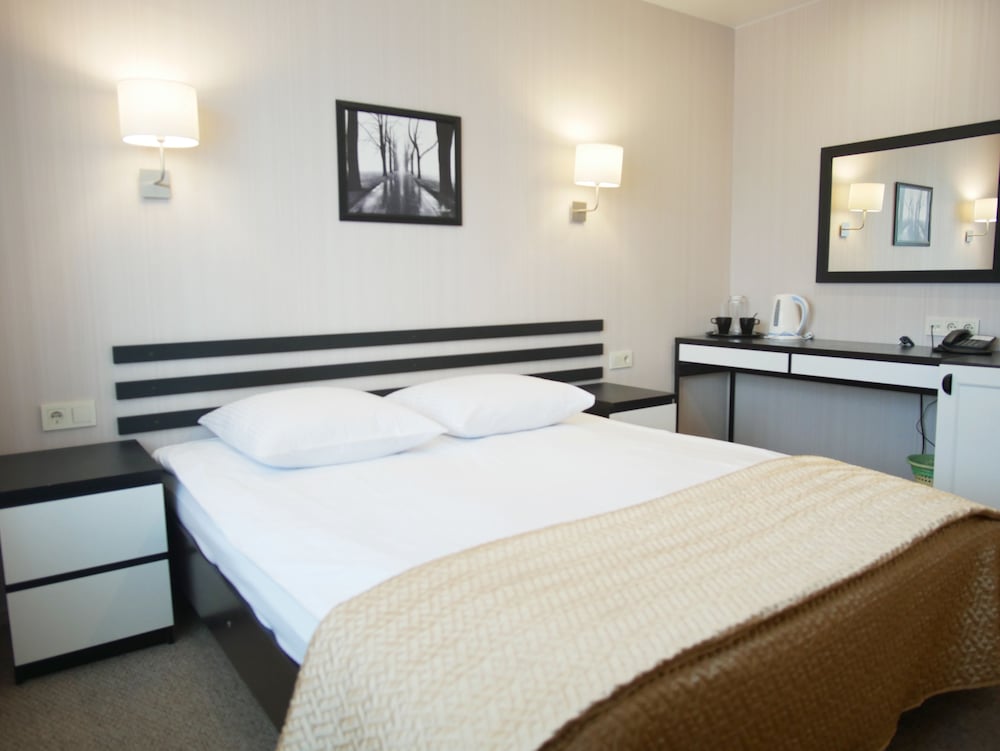 Economy Double Room photo 2