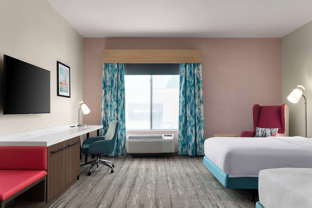 Room, 2 Double Beds, Accessible (Roll-In Shower) - Photo 1