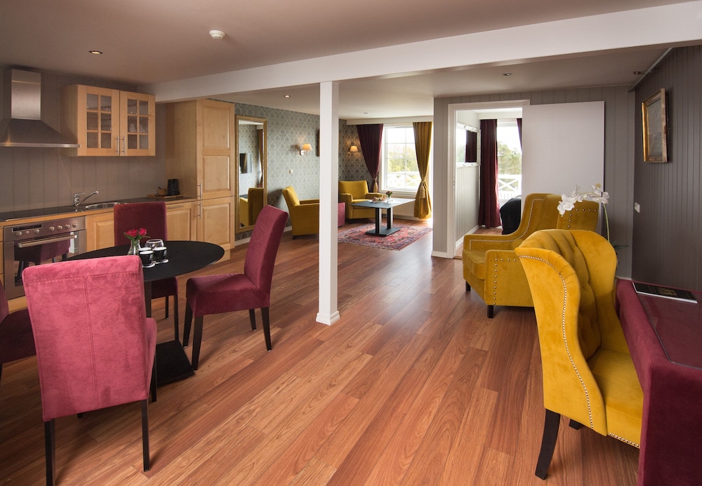 Executive Suite photo 3