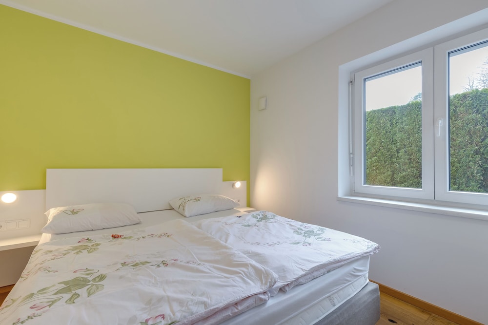 Family Apartment, 1 Bedroom, Mountainside (Wellness Suite Daisy) photo 2