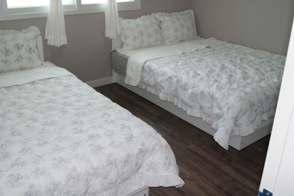 No. 2 photo 2