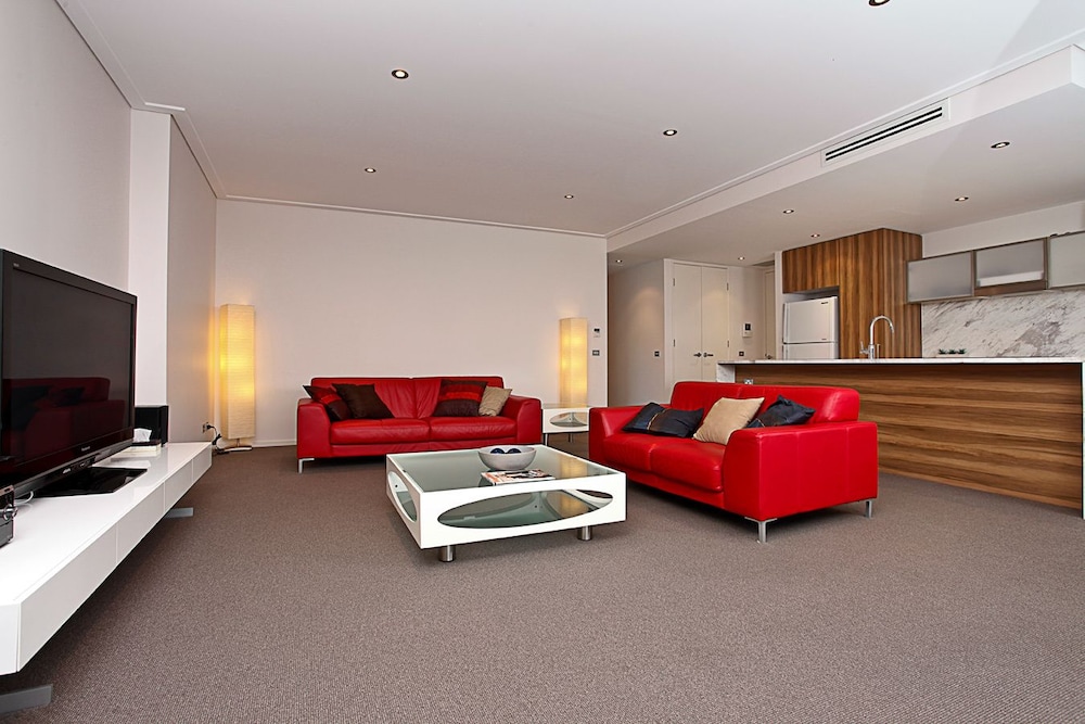 Apartment, 2 Bedrooms (Glebe Park 41) photo 1