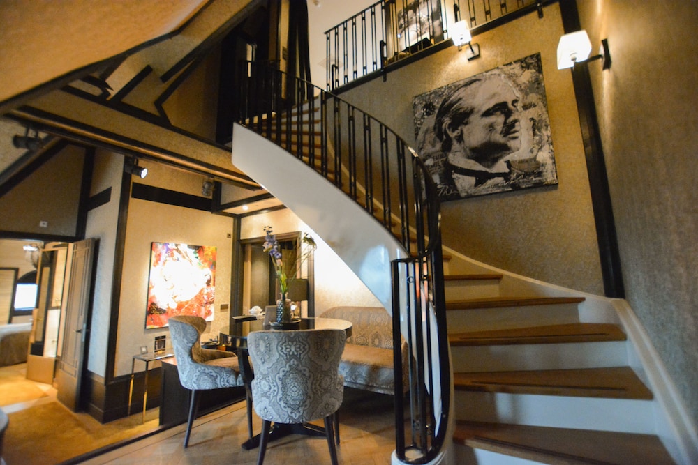 Rooftop Loft Suite