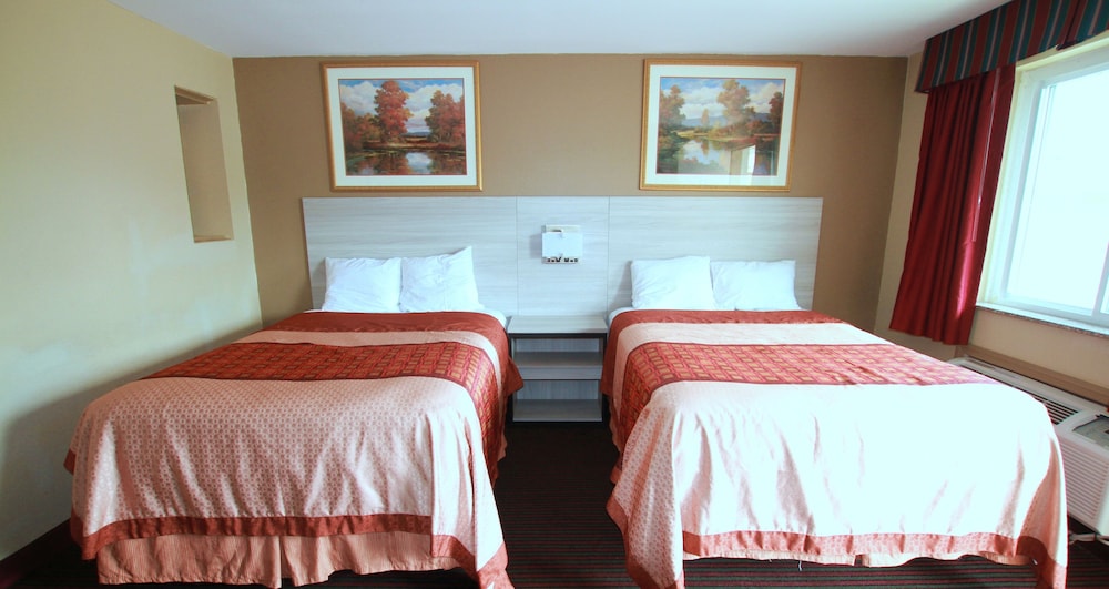 Deluxe Studio Suite, Multiple Beds, Non Smoking photo 1